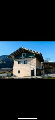 Mehrfamilienhaus in sonniger Hanglage