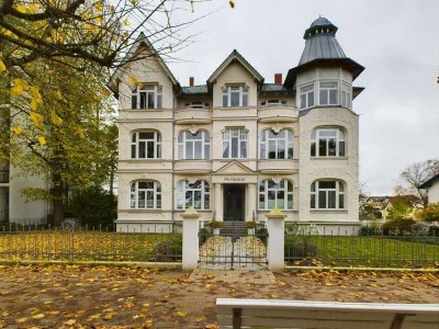 EXKLUSIVES STRANDHAUS IN BESTER LAGE, DIREKT AM STRAND