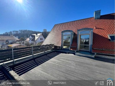 Großzügige DG-Wohnung mit großer Dachterrasse und Blick zur Befreiungshalle in 2-Parteienhaus