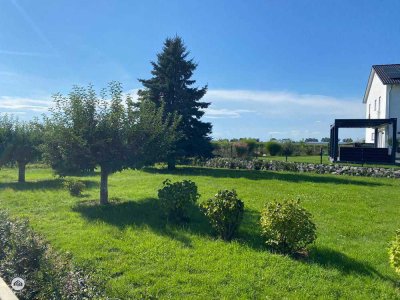 Ihr Traumhaus auf sonnigem Grundstück am Ortsrand von Buch