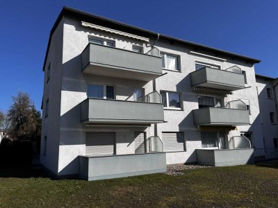 Renovierungsbedürftige 3-Zimmer-Wohnung mit Balkon in Hofheim