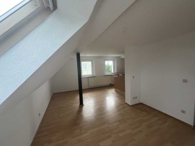 Singles und Paare aufgepasst! 2-Raumwohnung mit EBK nahe dem Runstädter See - PH 10 / WE 44