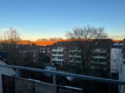 Geschmackvolle 4-Raum-DG-Wohnung mit Dachterrasse in Münster