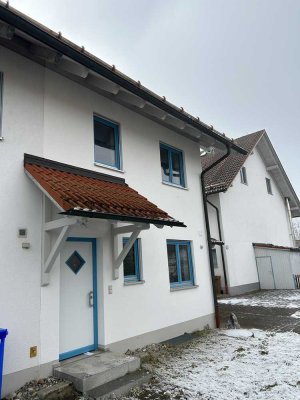 Günstiges, vollständig renoviertes 6-Raum-Reihenendhaus in Buchloe