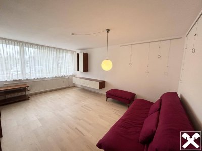 Rum: helle 2-Zimmer-Wohnung in ruhiger Lage