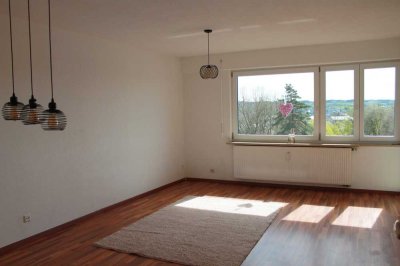 Moderne 3-Zimmer-Wohnung mit Panoramablick in Ravensburg