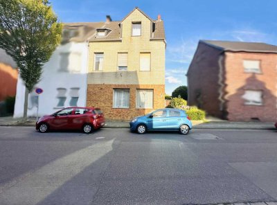 1-2-Familienhaus mit großem Garten, Garage u.Stellplätzen  / verkehrsberuhigter Lage Bieterverfahren