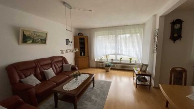 Freundliche 3-Zimmer-Hochparterre-Wohnung mit Garage in Bremen von privat