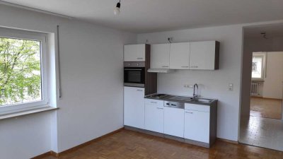 Helle ruhige 2-Zi.-Wohnung in Kempten St. Mang mit Küchenzeile