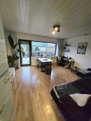 Schön geschnittene 3 Zimmer mit Einbauküche und riesigem Sonnenbalkon!