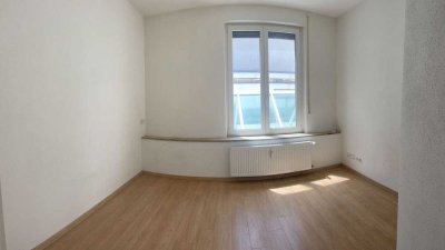 In einer Wohngemeinschaft ist ein Zimmer frei (Zi 3) /Innenstadtlage