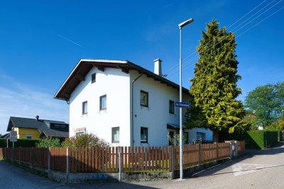 Familien aufgepasst: Haus mit viel Platz und ruhiger Lage wartet auf Sie!