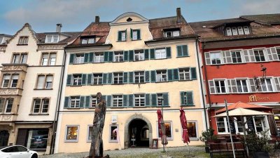 NOSTALGIE BEIM OBERTOR!  Modernisierte, grosszügige 4 1/2-Zi.Whg. mit Loggia in historischem Haus