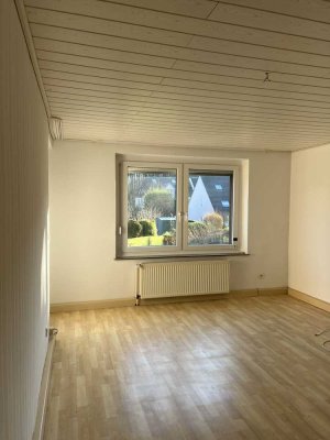 Helle 2,5-Zimmer-Souterrain-Wohnung mit Süd-Terrasse in Sprockhövel