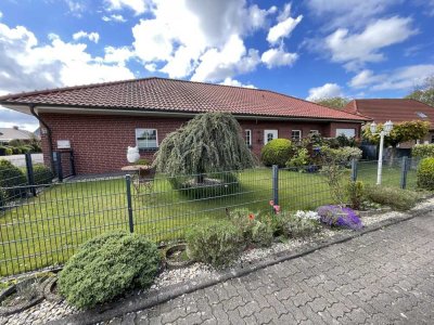 Ein Winkelbungalow der vielen Möglichkeiten 
*** 360 Grad Rundgang ***
Provisionsfrei für Käufer !