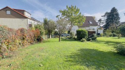 Das sonnige Doppelhaus in interessanter zentraler Lage mit Garten !