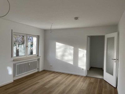 Sonnige vollständig sanierte 2-Zimmer-Wohnung mit Einbauküche in Gärtringen