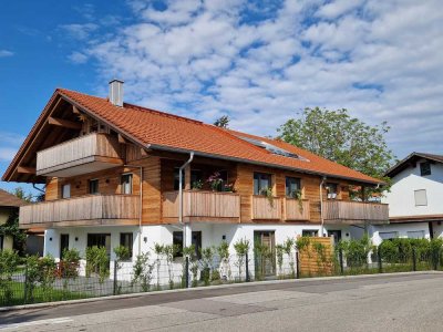 Einzigartige, neuwertige Dachterrassen-Wohnung mit direktem Bergblick und hochwertiger Ausstattung!