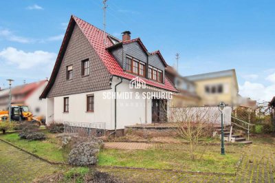 Charmantes Einfamilienhaus mit Potenzial in Karlsruhe/Neureut