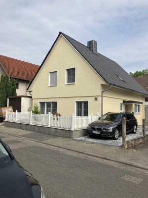 Attraktives Einfamilienhaus  mit ausbaureserve (Privat)