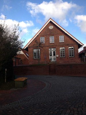 Günstige 4-Zimmer-Maisonette-Wohnung mit Einbauküche in Neuhaus (Oste)