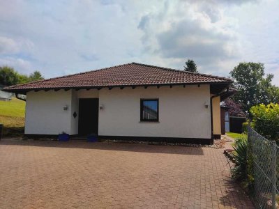 Bungalow mit Fernblick und Option auf 871qm Bauland