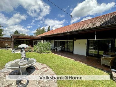 Stilvolles Einfamilienhaus mit herrlichem Garten in ruhiger Lage