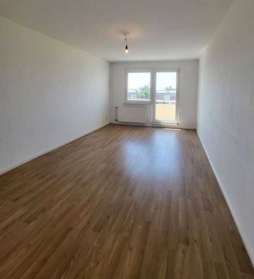 *Kapitalanlage oder Eigennutzung* LEERSTAND* 3-Raumwohnung mit Balkon