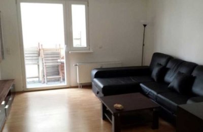 Großzügig geschnittene 4 Zimmerwohnung mit Balkon/ Tiefgaragenstelllplatz in Wiesbaden WE08