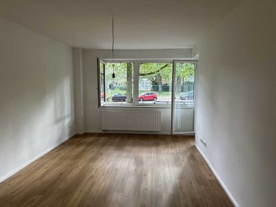 Modernisierte 2-Zimmer-Wohnung mit Einbauküche und Süd-Balkon!