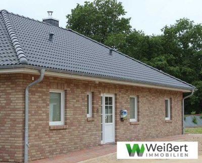 Großz. Wohnraum mit Komfort & treppenloser Freiheit
Neubauplanung - Bungalow als Niedrigenergiehaus