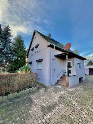 Einfamilienhaus mit 1660qm Grundstück, Pool, Sauna und Ausbaureserven in Taucha