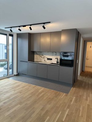 Hochwertige 2-Zimmer-Wohnung (Erstbezug) mit Balkon und EBK in Wiesbaden