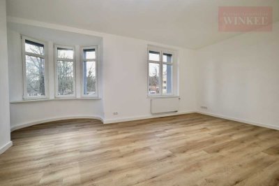 ERSTBEZUG Kernsanierte 3-Zimmer Altbauwohnung in der Bonner Südstadt mit Einbauküche u. Loggia