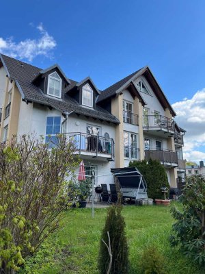 Sanierte 2-Zimmer-Wohnung mit Terrasse und Gartenanteil in Burkhardtsdorf