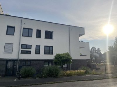 Moderne 2-Zimmer-Terrassenwohnung – Hochwertig, in der Nähe der Uniklinik Gießen