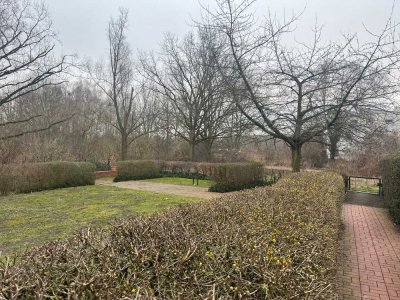 Komfortwohnung im grünen mit Balkon, EBK, Aufzug-Barrierefrei