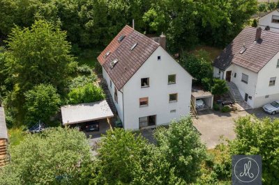 Tolle Gelegenheit - Zweifamilienwohnhaus mit großem Grundstück in Stadtnähe