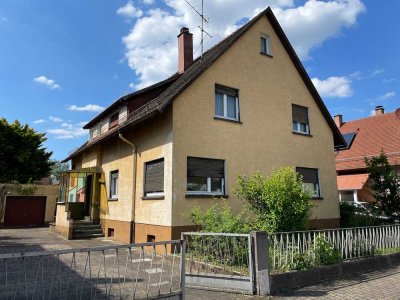 Charmantes Einfamilienhaus mit Flair und 515 m² großem Grundstück in Mörsch!