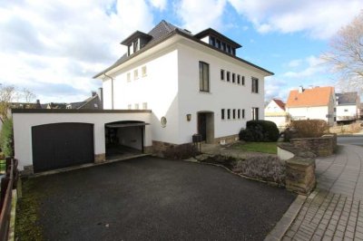 Helle und toll sanierte Vierzimmerwohnung in freistehendem Vier-Familienhaus in Hohenlimburg Elsey.