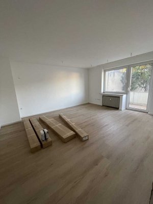 2,5 Zimmer Whg. Komplett saniert im 1.OG Dinslaken Stadtmitte