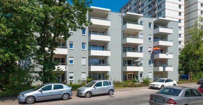 Schöne 4-Zimmer Wohnung mit Balkon ab sofort frei!