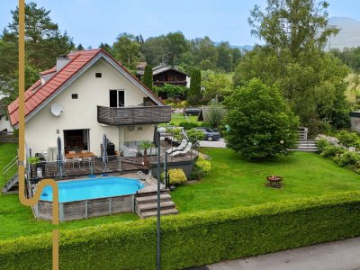 LEOPOLDSKRON-LEBEN: Einfamilienhaus mit Pool &amp; Weinkeller