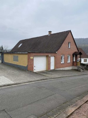 Gepflegtes Einfamilienhaus in ruhiger Seitenstraße