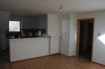 Attraktive und sanierte 2,5-Raum-DG-Wohnung mit gehobener Innenausstattung in Neuwied