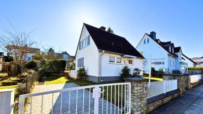 Freistehendes Einfamilienhaus mit Garten in Bad Homburg-Gonzenheim.