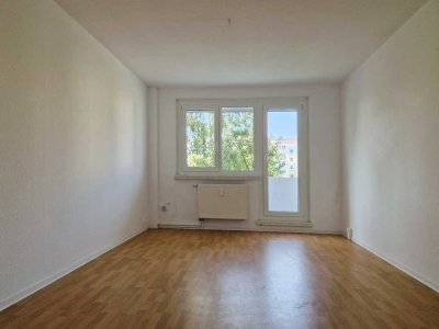 Nachbarschaft sucht Familie! Wir haben Ihre Wohnung! Neu Renoviert !