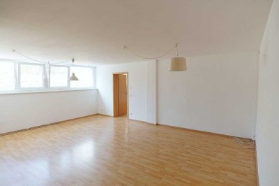 Großzügige 2-Zimmer-Wohnung in ruhiger Lage Coburg-Neuses