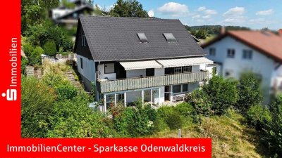 Sonnige Südhanglage im idyllischen Gersprenztal. Großes Einfamilienhaus mit Garage und Carport.