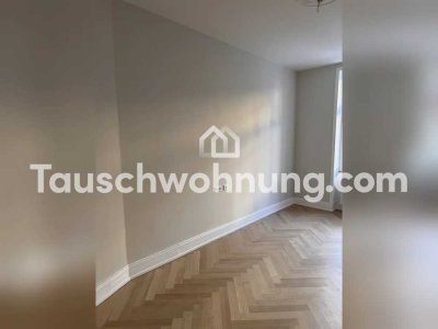 Tauschwohnung: Hochwertig sanierte Altbauwohnung mit Balkon